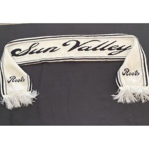 Vintage Sun Valley Scarf Knit White Black Winter Roots Ski Resort Script 90s
